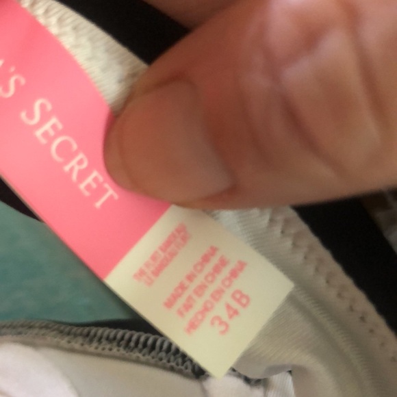 😎 🖤 VS Bikini 🖤 - Picture 6 of 10